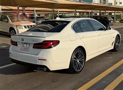 بی ئێم دەبڵیو سیریەس 5